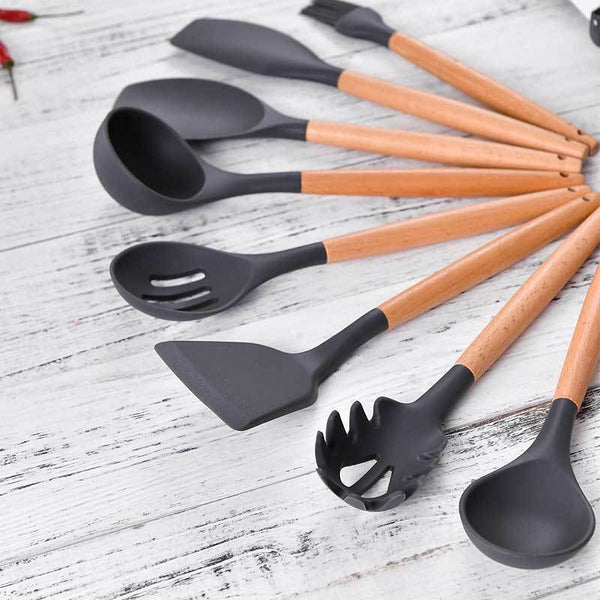 Dark Grey Wooden Handle Silicone Kitchenware Non-Stick Pan Baking Set